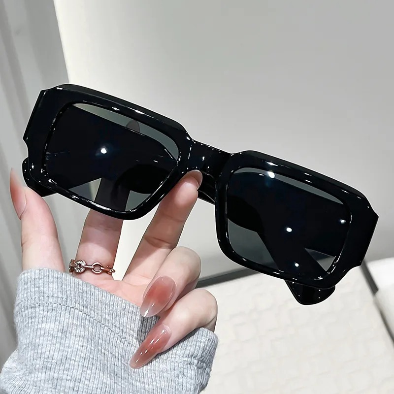 Gafas de sol rectangulares de  - Designer Sunglasses reseña y precio
